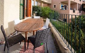 Airport-Port-Commercial Center-Garden-Trilo per 6 persone wi fi -Verde